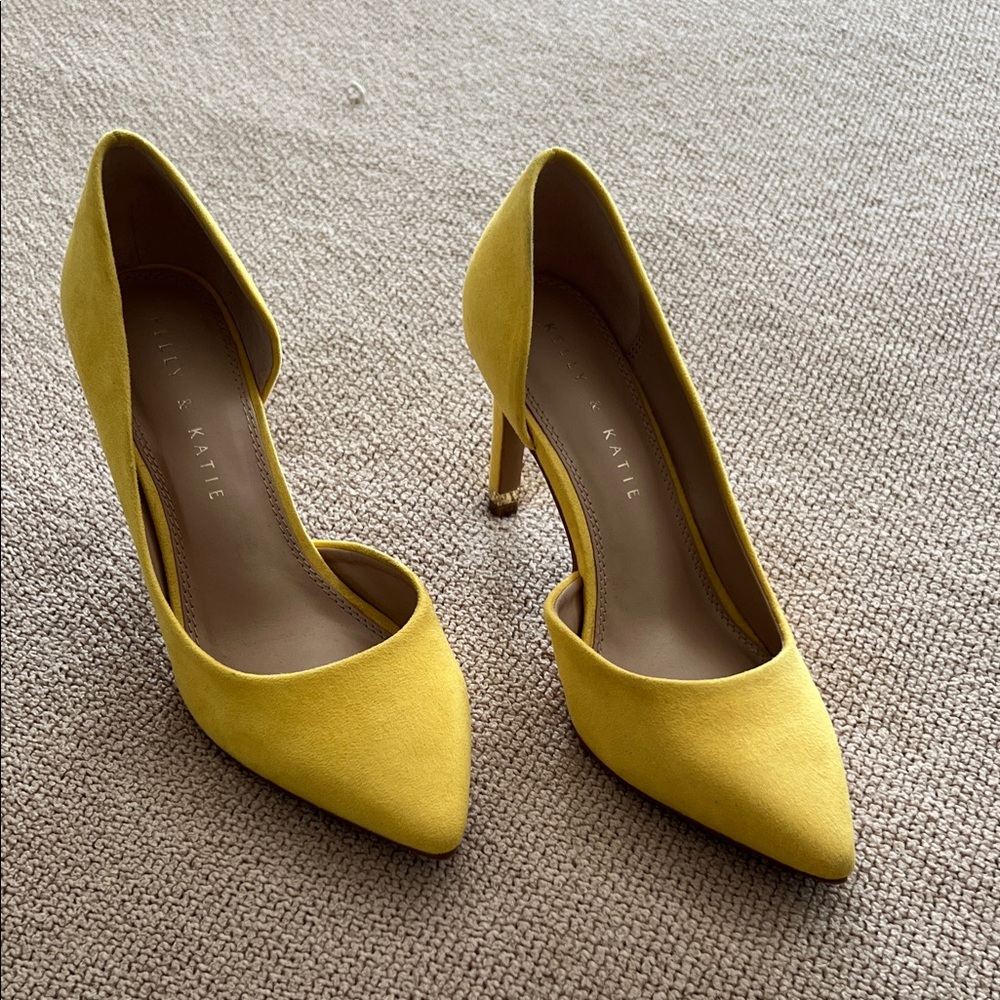Kelly & Katie Yellow Pointed-Toe Pumps